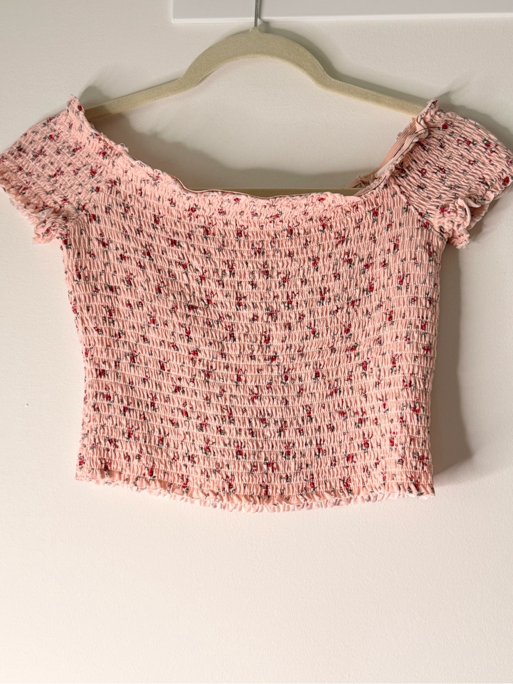 Women's Pink Smocked Short Sleeve Top - Lightweight Floral Texture